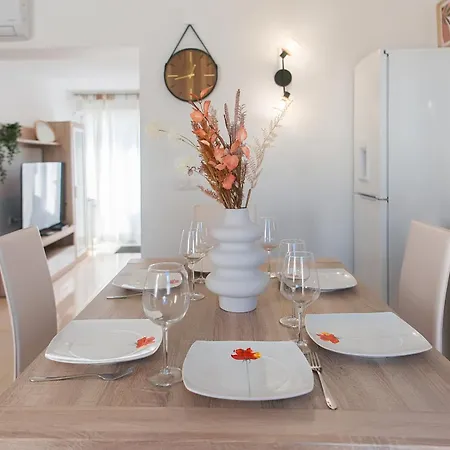 Welcs 235 Emp Con Terraza Roses